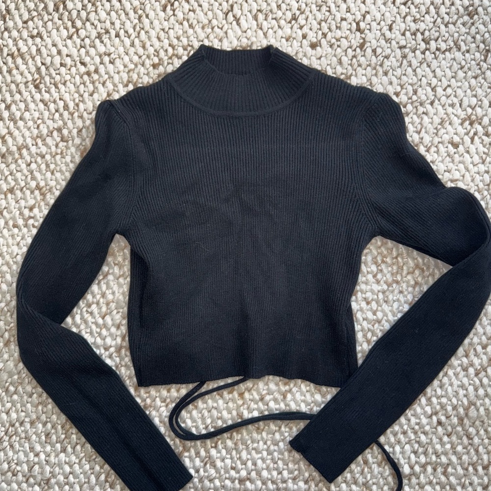 Chic Black Ribbed Long Sleeve Top